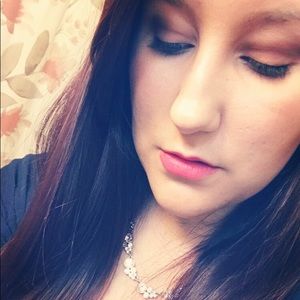 Meet your Posher, Traci